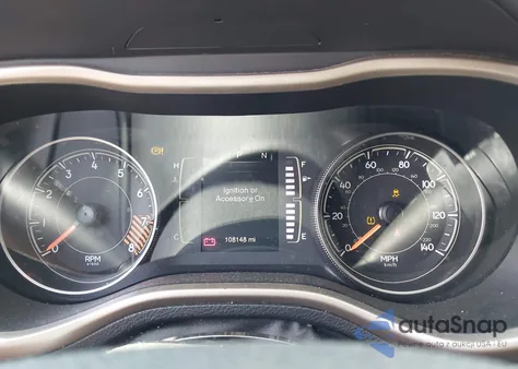 2015 Jeep Cherokee Latitude из США, поврежденный, VIN 1C4PJMCS4FW552672